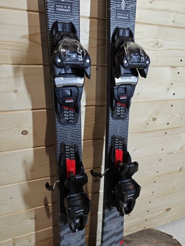 LYŽE VOLKL PEREGRINE 7.2 ANTHRAZIT 151CM --MODEL 2025--